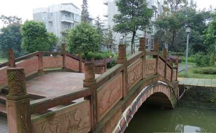 四川省工业科技学院商务英语专业招生