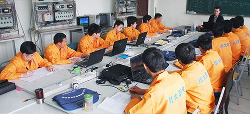 川大科技园职业技能学院学习场景